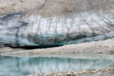 AUTORE: Emanuele Meneghello e Michele Baradel AUTORE: Emanuele Meneghello e Michele Baradel